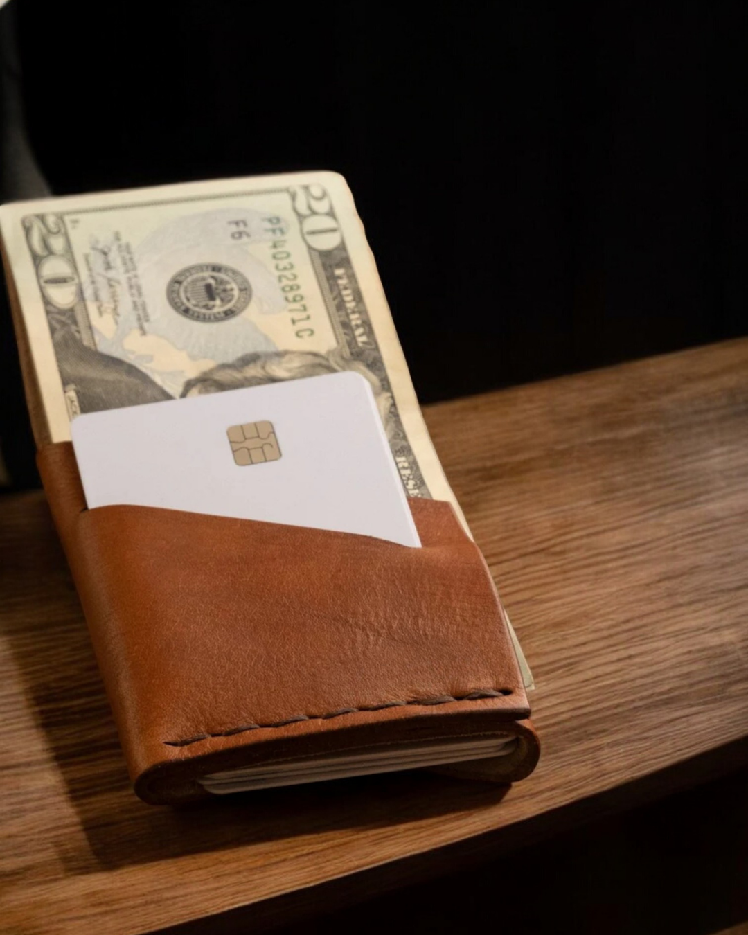 Nomad Fold™ – Slim Vegan Leather Wallet