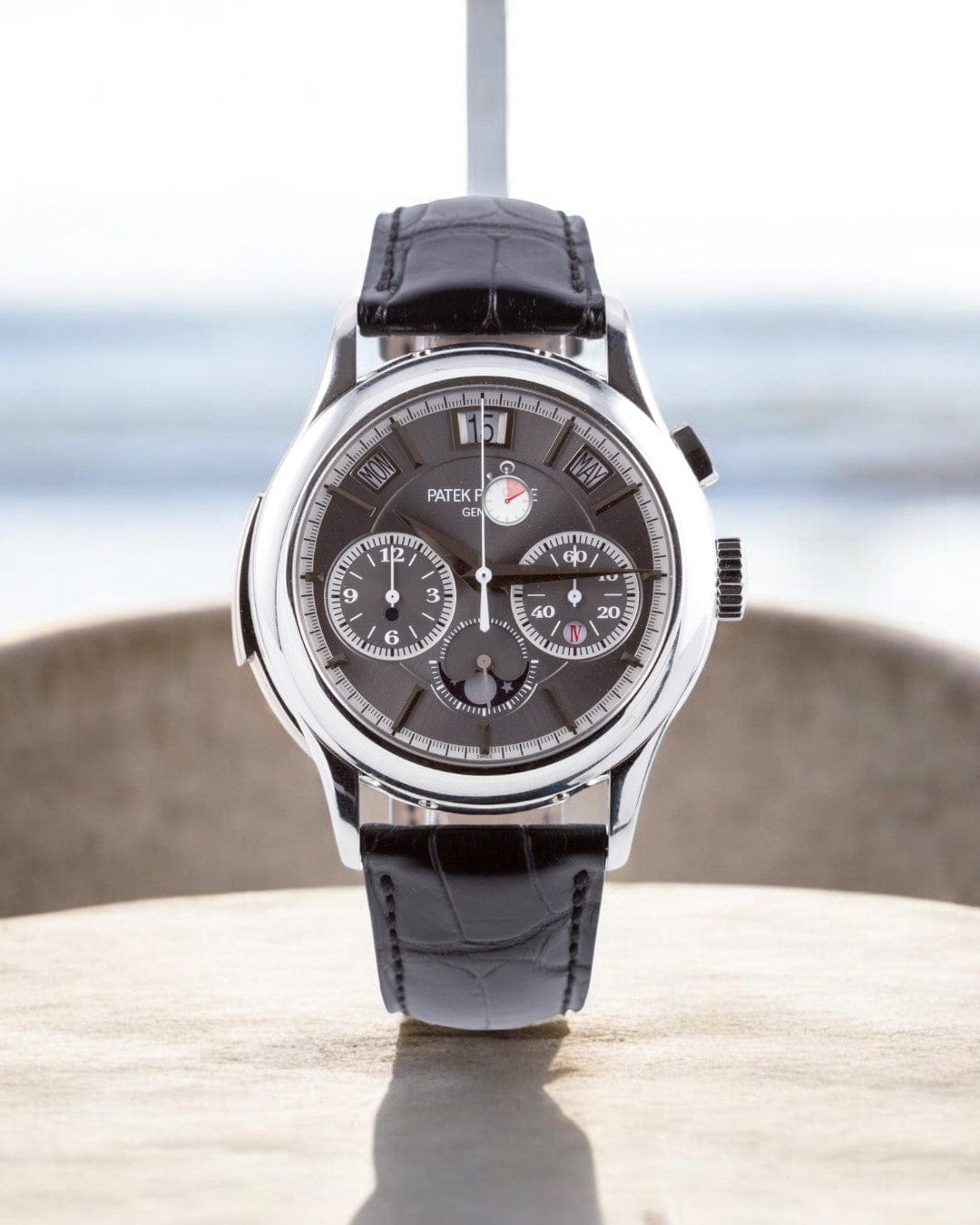 PAT-EK PHILIP-PE Leather Men's Analog Watch